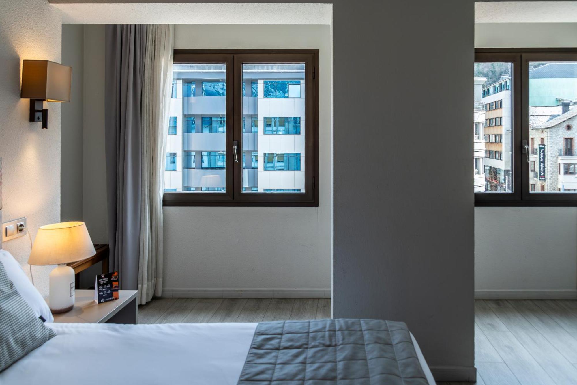 Tudel Otel Andorra la Vella Dış mekan fotoğraf